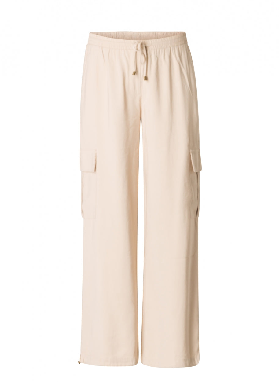 Sarah Essential - Cargo Trousers in a Supple Fabric-TROUSERS-Yest-Urbanheer