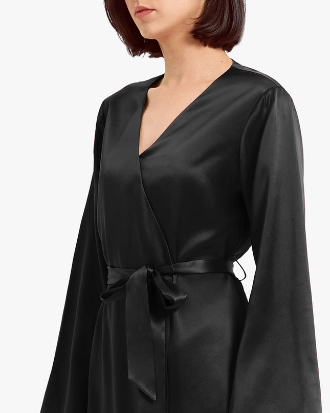 Loose Collarless Silk Black-Robe-MommeSilk-Urbanheer