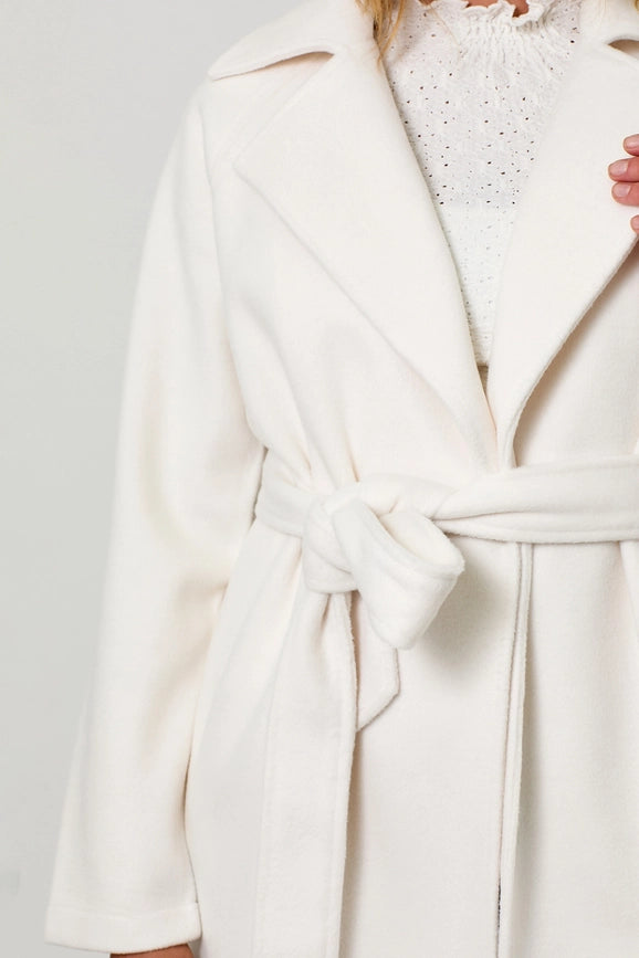 Lapel Collar Robe Coat  Snow White