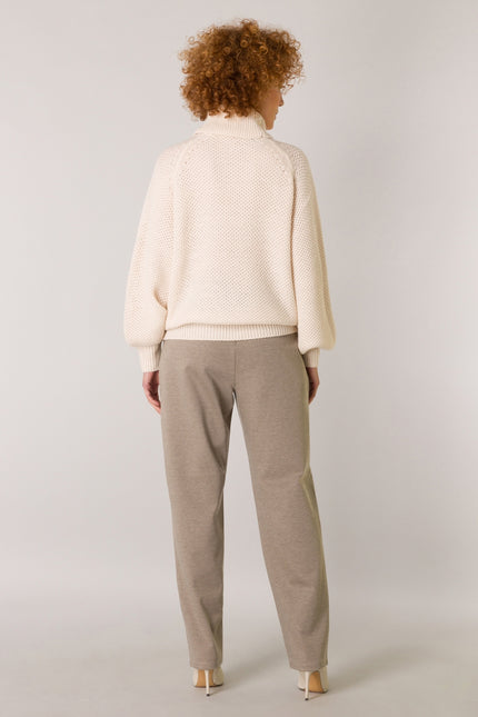 Ewa Sandy White knitted jumper-Jumpers-Yest-Urbanheer