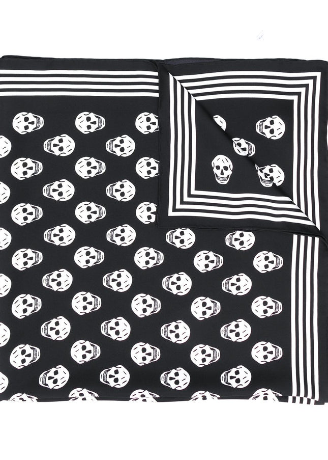 Alexander McQueen Scarfs Black