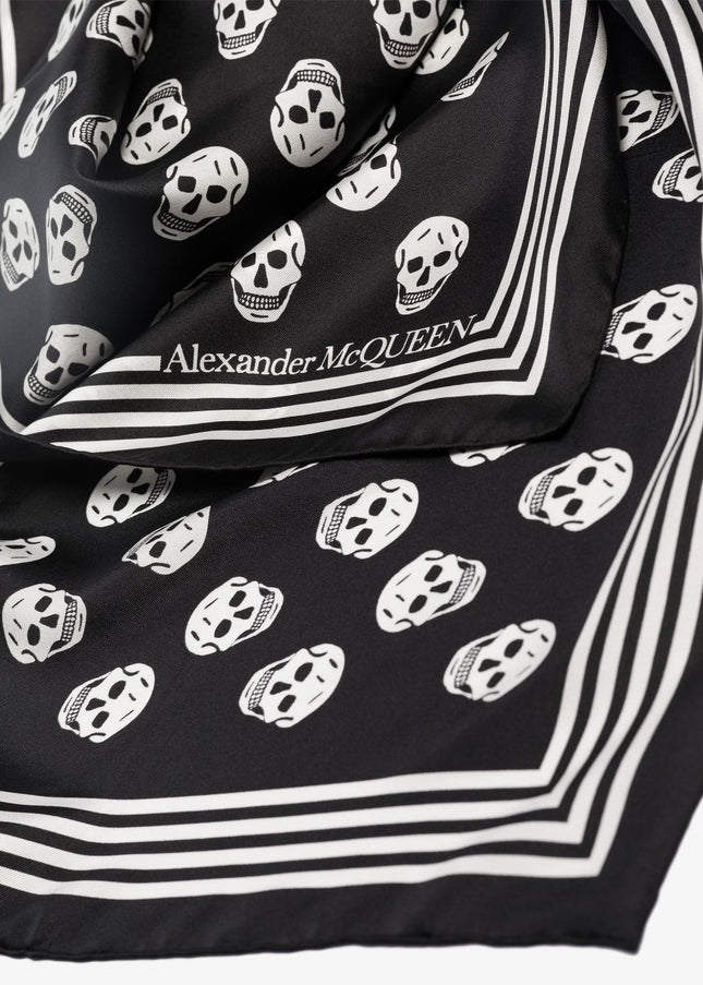 Alexander McQueen Scarfs Black