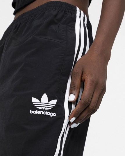 Trousers Adidas X Balenciaga-Sports | Fitness > Sports material and equipment > Sports Trousers-Adidas X Balenciaga-38-Urbanheer