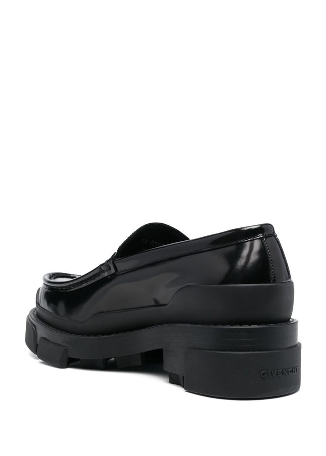 Givenchy Flat shoes Black