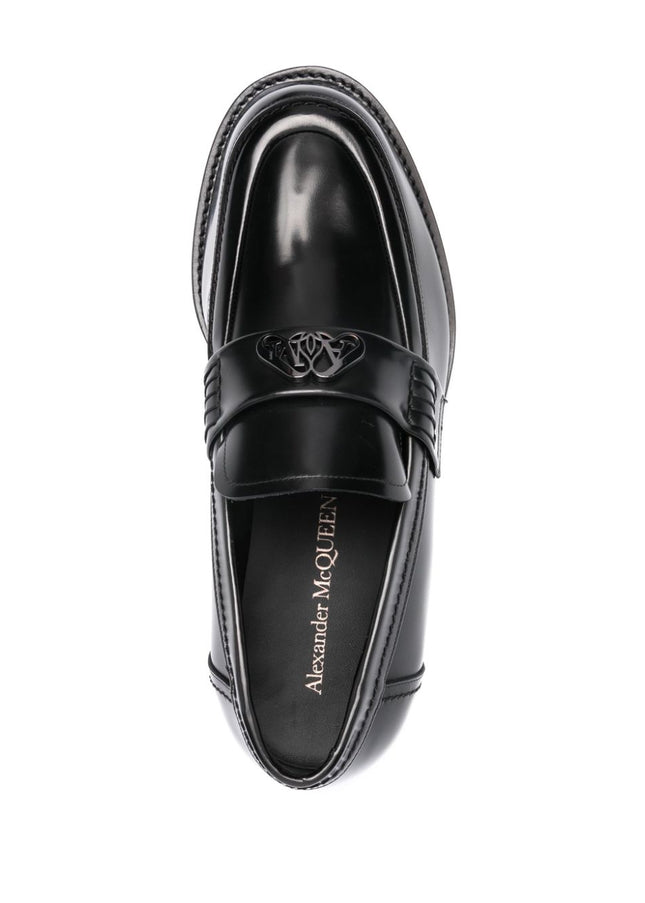 Alexander McQueen Flat shoes Black