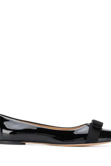 Ferragamo Flat shoes Black