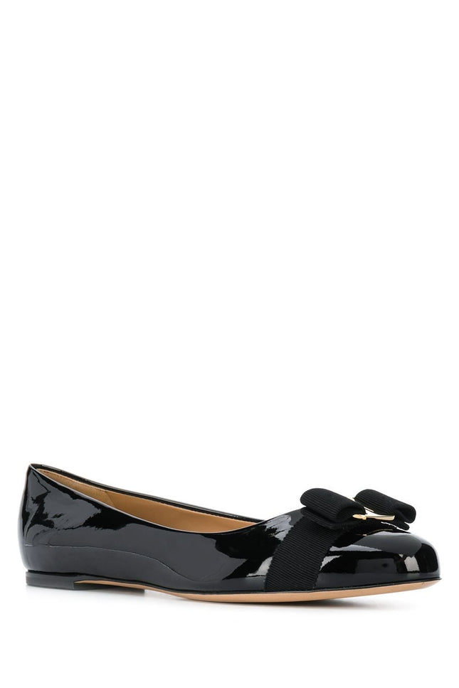 Ferragamo Flat shoes Black