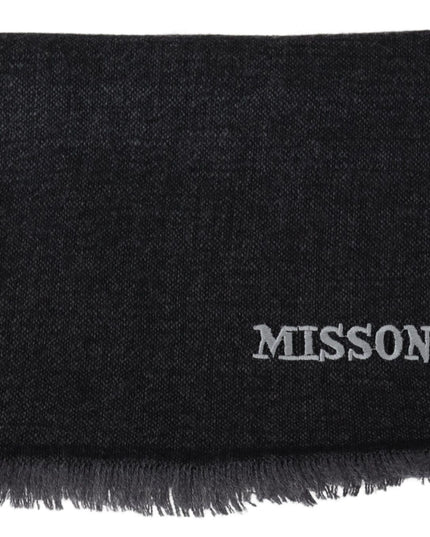 Missoni Elegant Wool Scarf with Signature Stripes