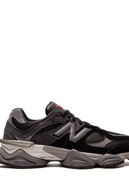 New Balance Sneakers Black