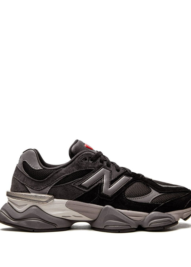 New Balance Sneakers Black