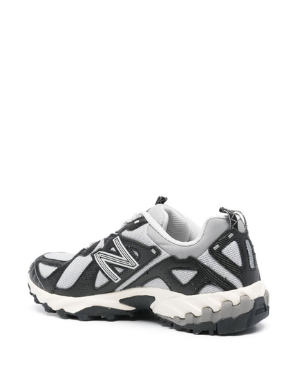 New Balance Sneakers Black