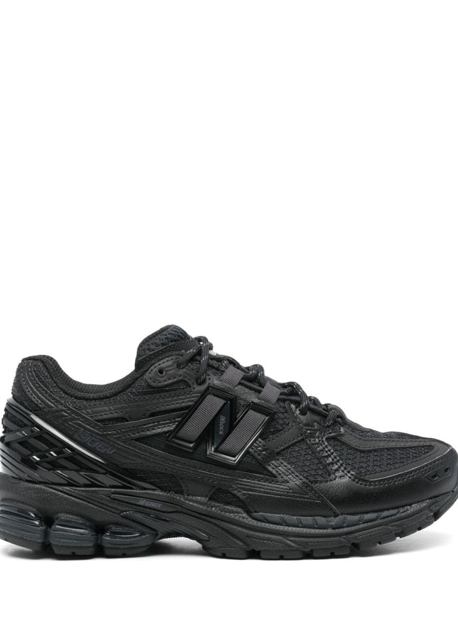 New Balance Sneakers Black