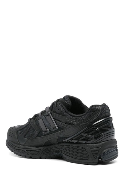 New Balance Sneakers Black