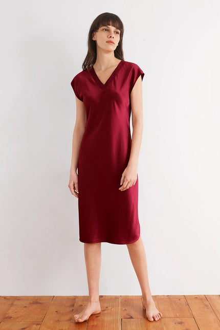 Relaxed Fit Night Gown Claret-Night Gown-MommeSilk-Urbanheer