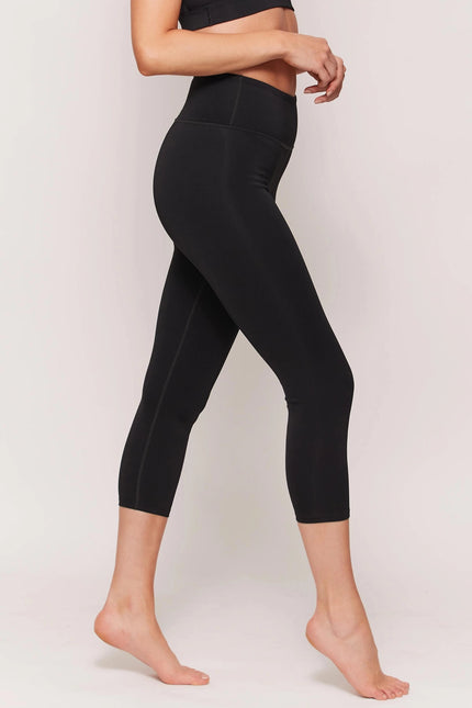 High-Waisted, Cropped Legging-Clothing - Women-Aurum-Urbanheer