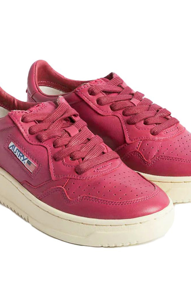 Autry Fuchsia Leather Di Capra Sneaker