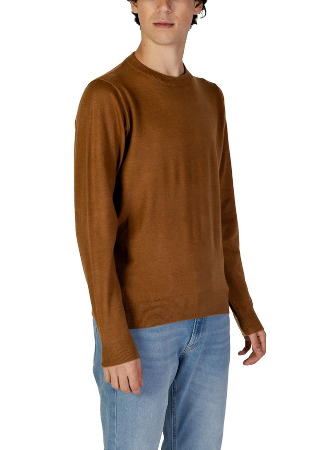 Gas Brown Acrylic Sweater