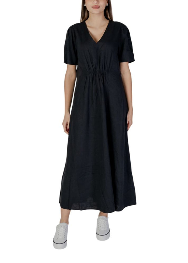 B.Young Black Linen Dress