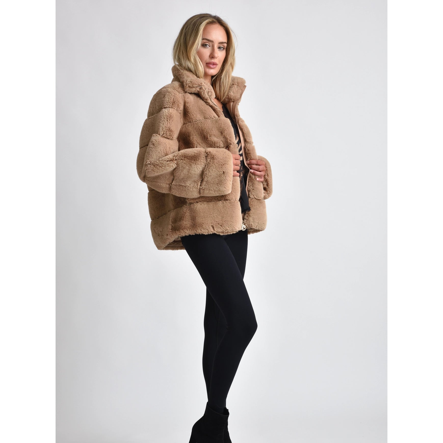 Deya Faux Fur Jacket-Muche & Muchette-One Size: 0-8-Urbanheer