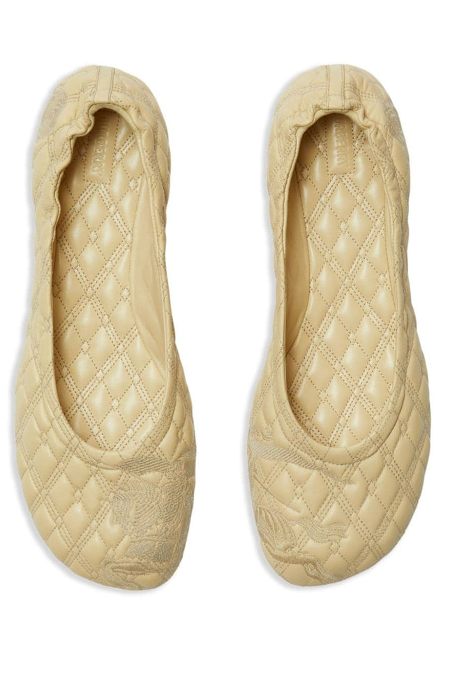 Burberry Flat Shoes White