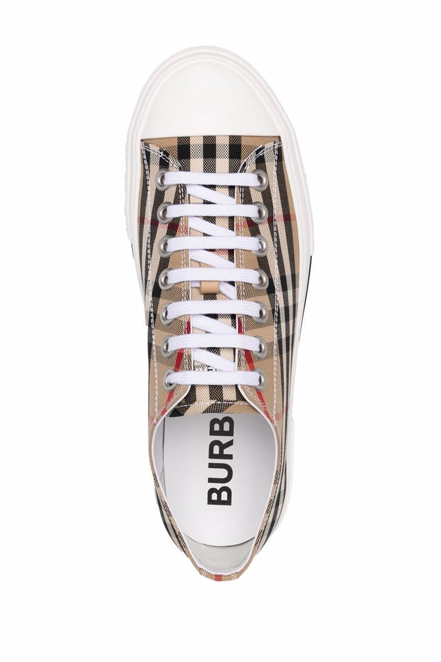 Burberry Sneakers Beige