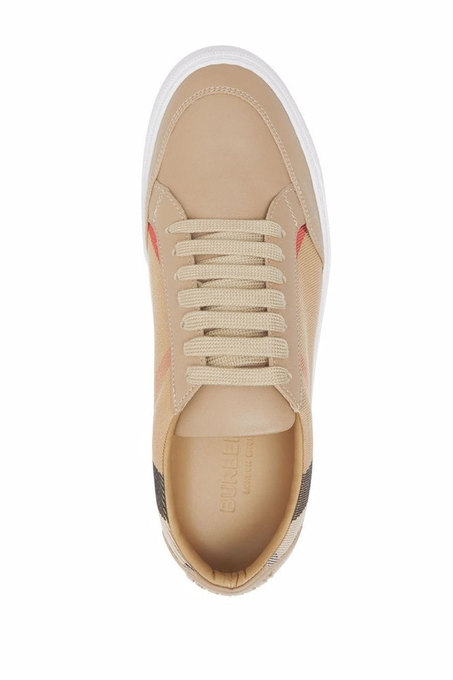 Burberry Sneakers Beige