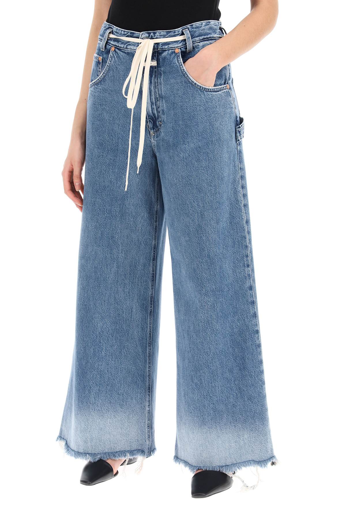 Closed wide leg jeans with distressed details-Jeans-Closed-28-Urbanheer