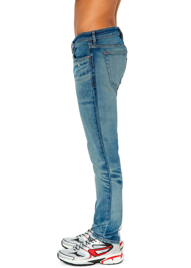 Diesel Punk-Inspired Low Waist Skinny Jeans