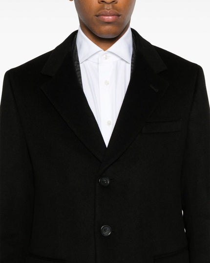 E 'CLAT Coats Black