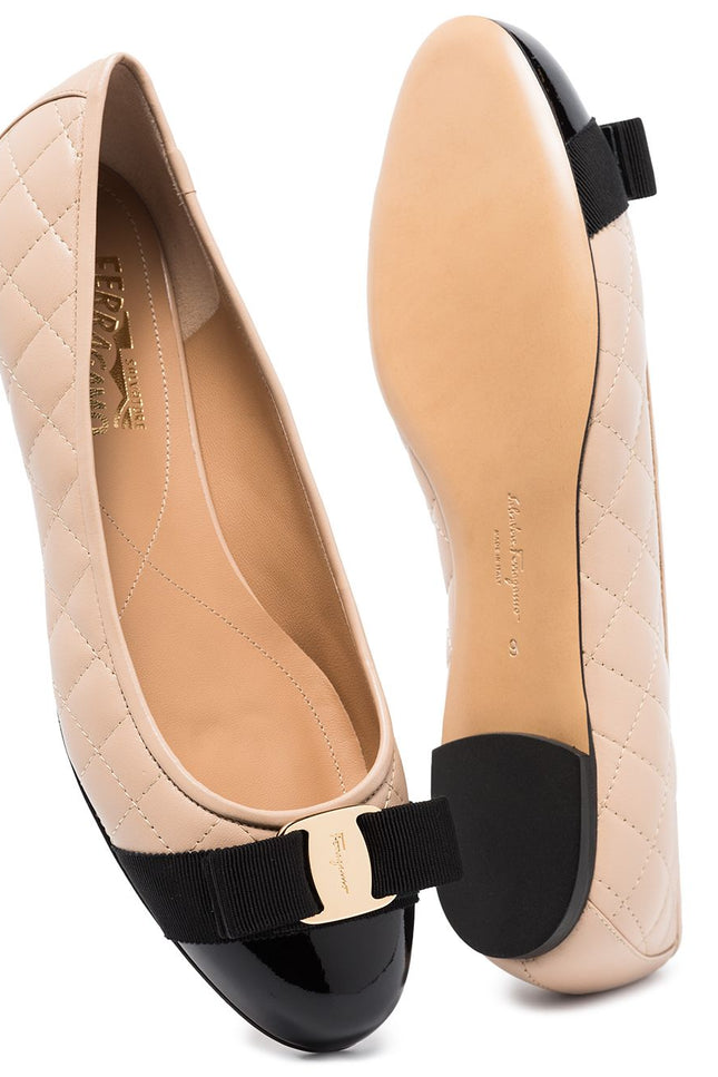 Ferragamo Flat Shoes Black