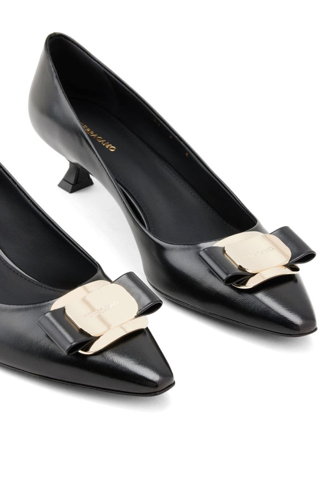 Ferragamo With Heel Black