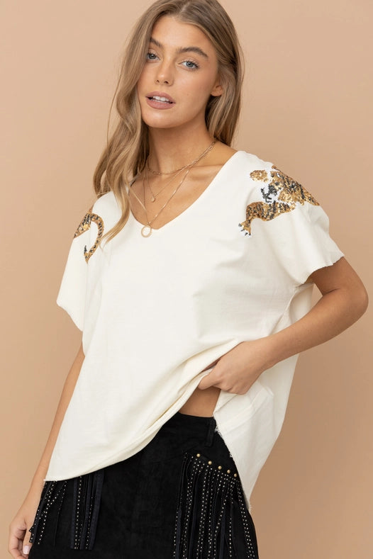 Garment Washed V Neck Tiger Sequin Patch T Shirt White