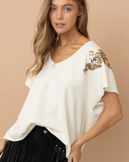 Garment Washed V Neck Tiger Sequin Patch T Shirt White