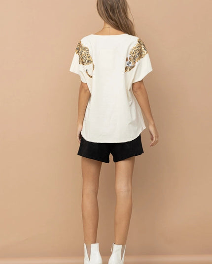 Garment Washed V Neck Tiger Sequin Patch T Shirt White