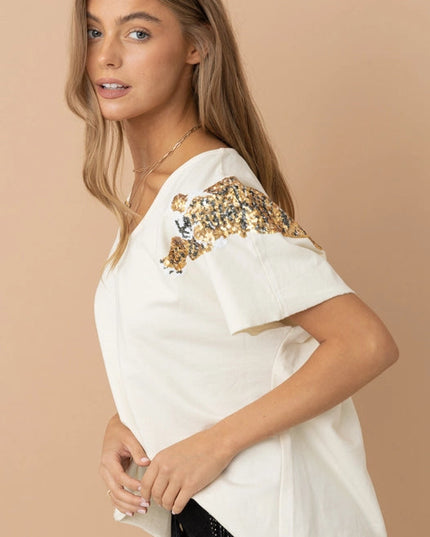 Garment Washed V Neck Tiger Sequin Patch T Shirt White