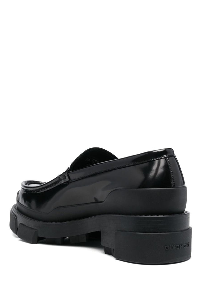 Givenchy Flat shoes Black