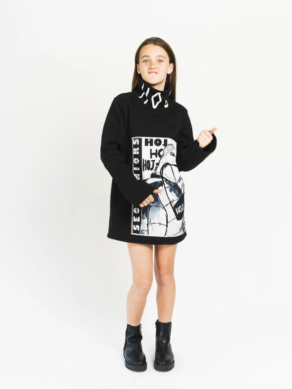 Hoj AW22 Illustrated Canvas High Neck Jumper