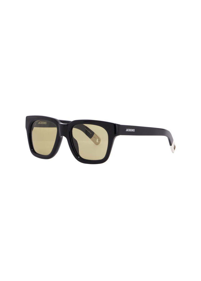 Jacquemus cute sunglasses for summer