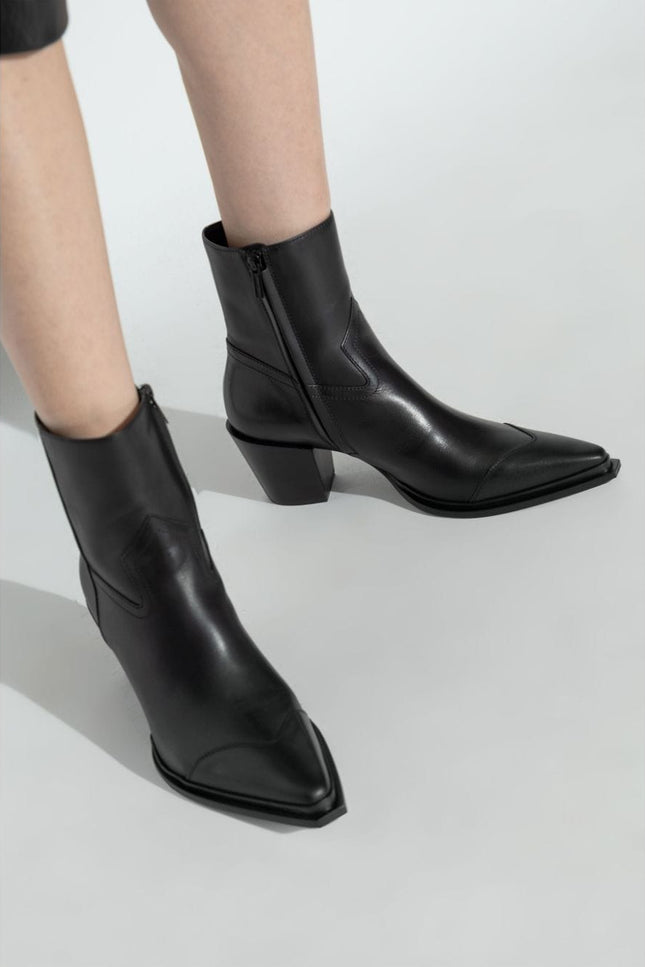 Jimmy Choo Boots Black