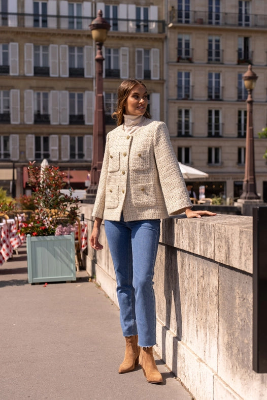 Loose Tweed Jacket with Straight Gold Buttons  Off-white