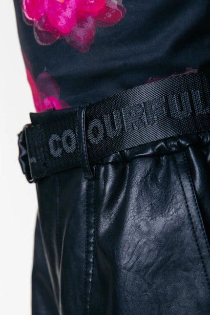 Louas Belt Short | Black