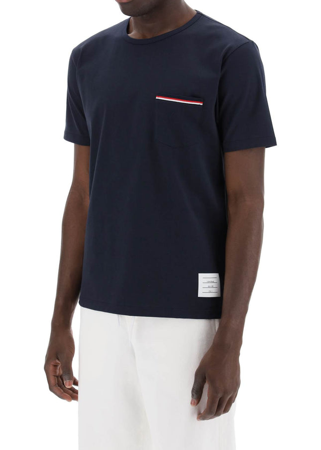 Thom Browne t-shirt con taschino rwb