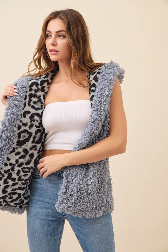 Mae Curly Fur Hooded Vest BLUE