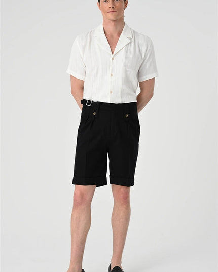 Men's Black Buckle Detailed Pleated Shorts