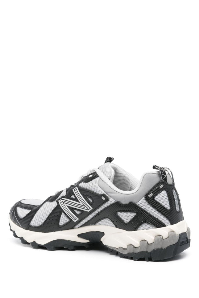 New Balance Sneakers Black