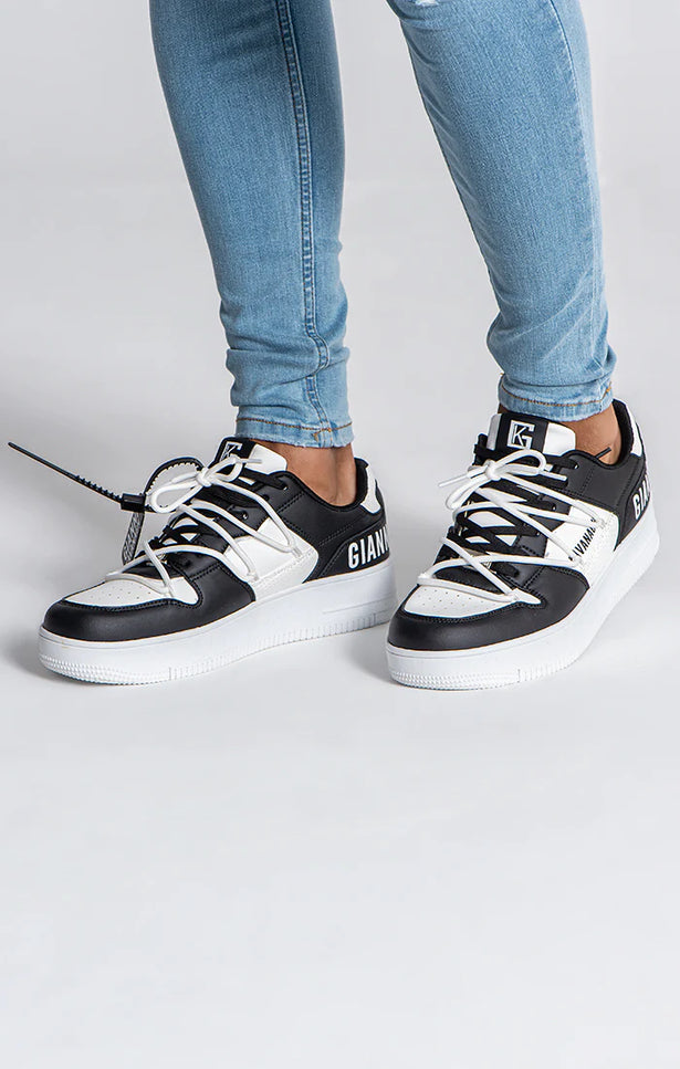 Black Wrapped Sneakers-Sneakers-Gianni Kavanagh-Urbanheer