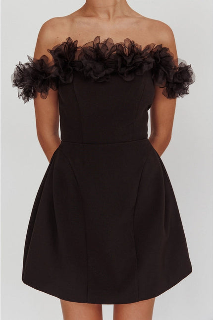 Off the Shoulder Tulle Detail Mini Dress