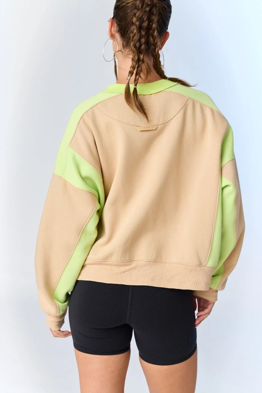 Olivia Contrast Pullover w/ Asymmetrical Hemline Taupe/Lime