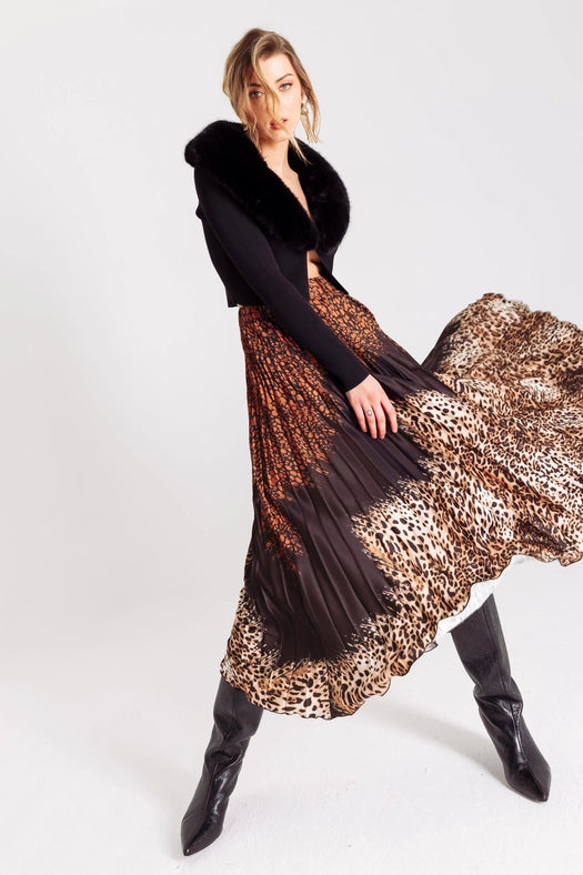 Pleated Animal Print Long Skirt