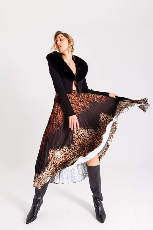 Pleated Animal Print Long Skirt